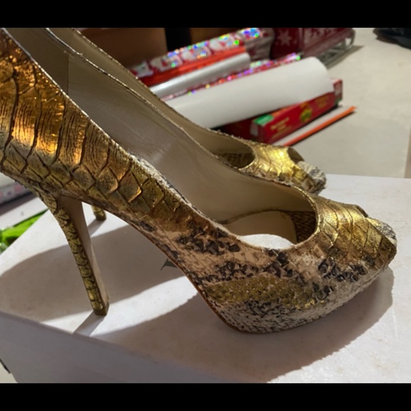 Dior platform peep toe pumps